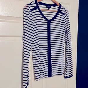 Long sleeve mesh shirt